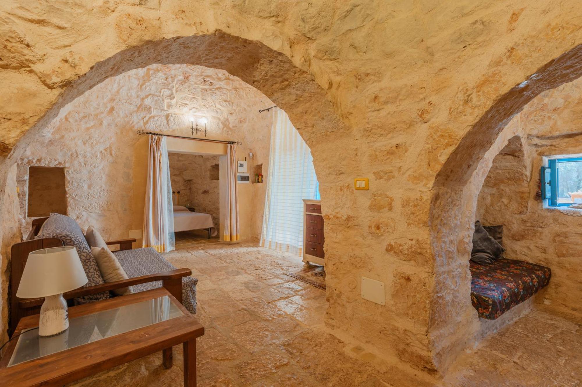 Apartamento Trullo Tarantini Con Piscina Privata Latiano Exterior foto
