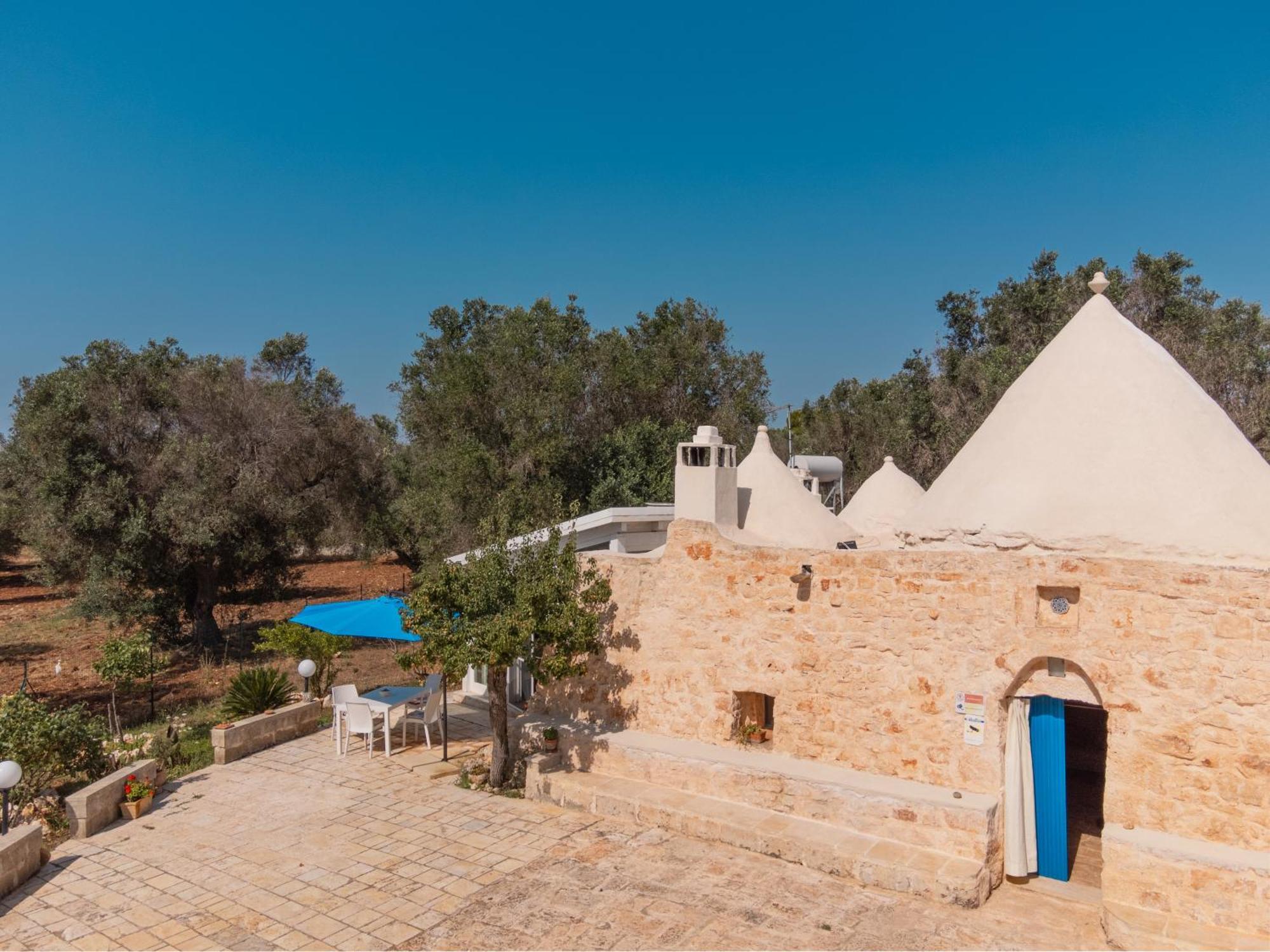 Apartamento Trullo Tarantini Con Piscina Privata Latiano Exterior foto