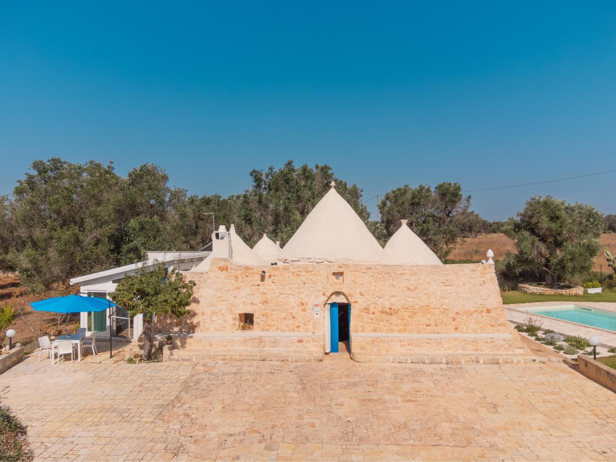 Apartamento Trullo Tarantini Con Piscina Privata Latiano Exterior foto