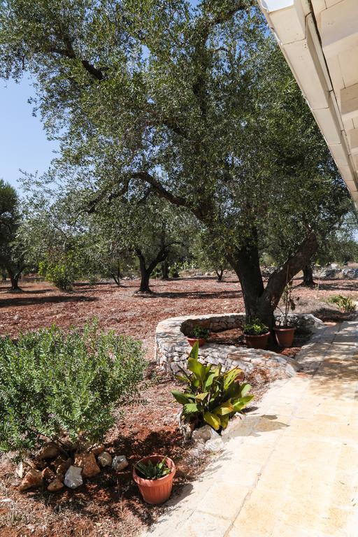 Apartamento Trullo Tarantini Con Piscina Privata Latiano Exterior foto